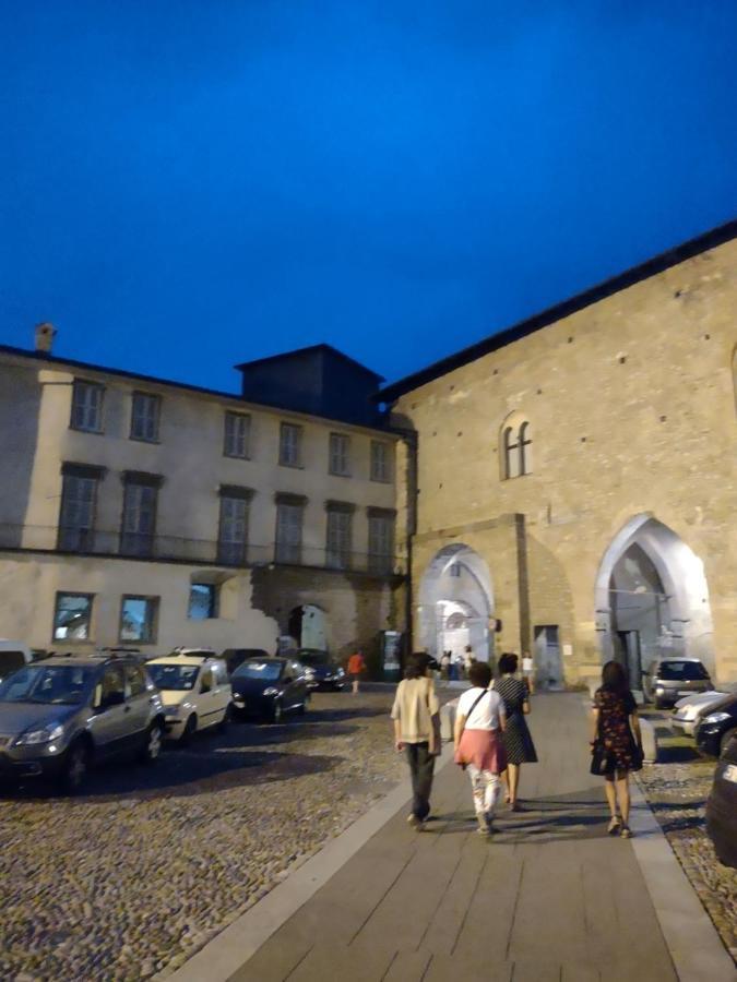 Dolce Notti Apartment Bergamo Luaran gambar